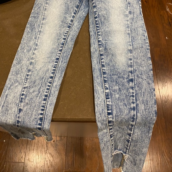 Girls 7 for all man kind jeans - Picture 1 of 4